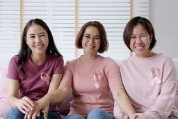 Ulurkan Tangan, Ringankan Beban: Tips Dampingi Penyintas Kanker