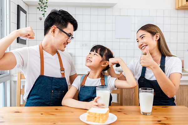 Masih Perlukah Minum Susu?