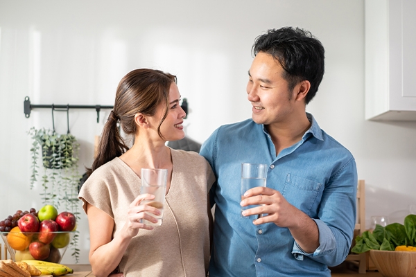 Benarkah Banyak Minum Menghindarkan dari Penyakit Ginjal?