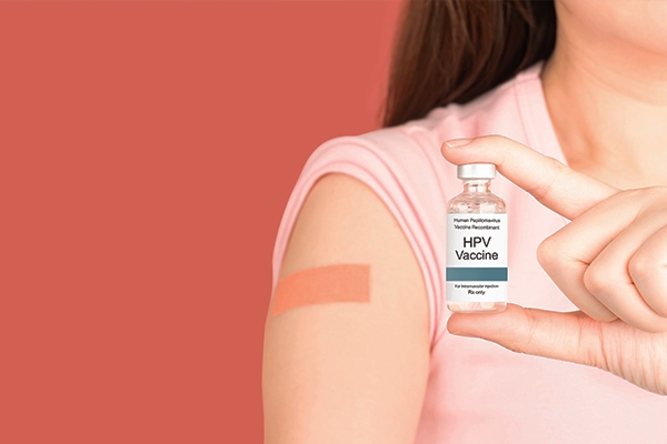 Lakukan vaksinasi HPV untuk mencegah berbagai penyakit menular seksual.